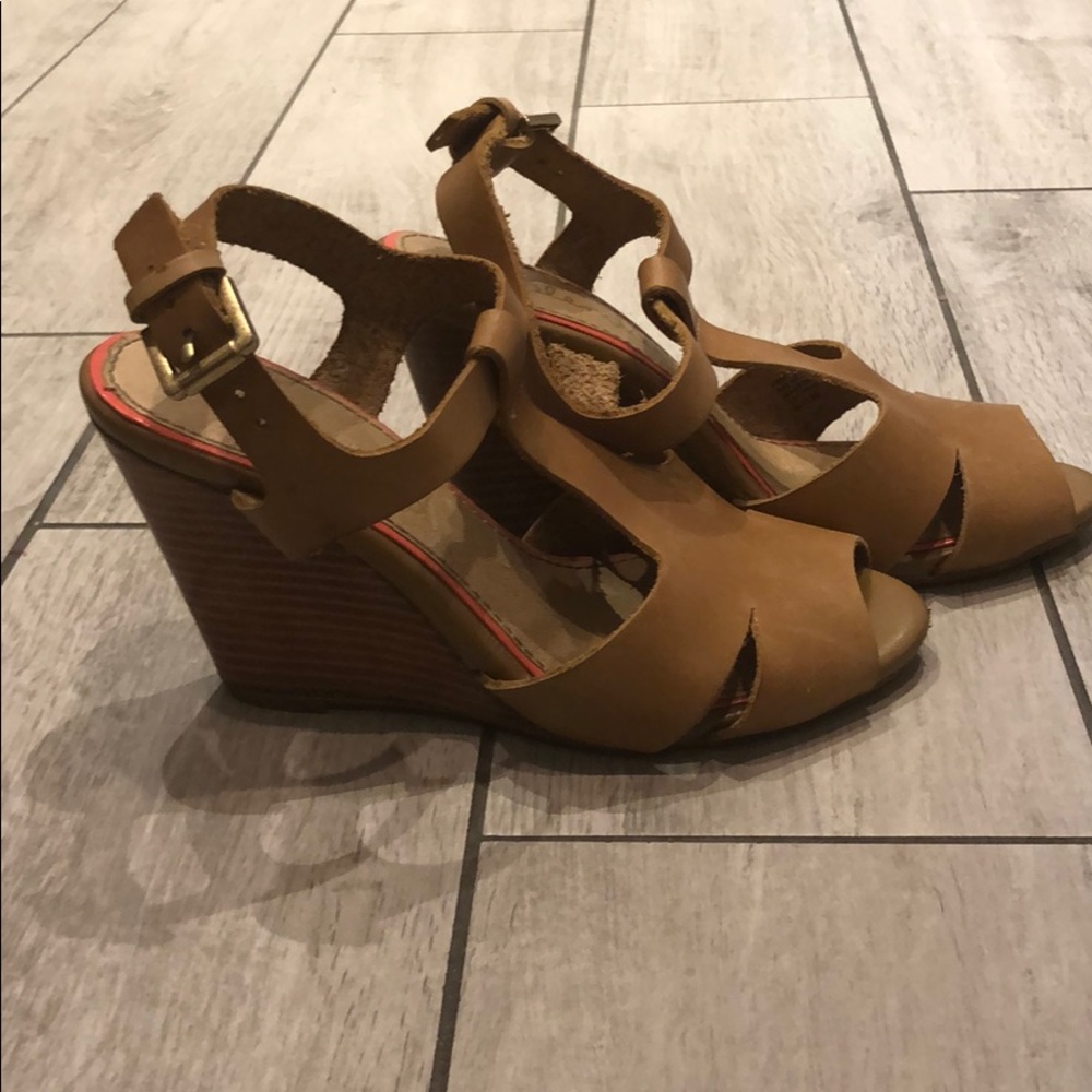 Splendid wedge sandals size 6.5